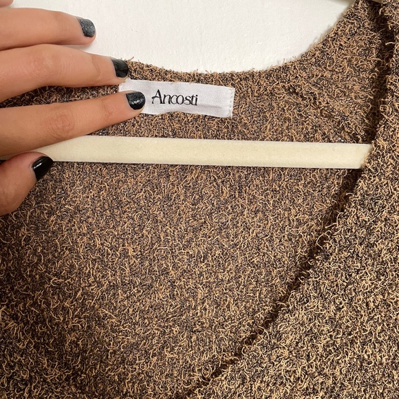 Ancosti Cutout Slim Fit Top Brown Size S - Picture 7 of 9